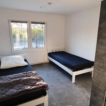 Haus Mit 8 Schlafzimmer, 30 Minuten Berlin Centrum *