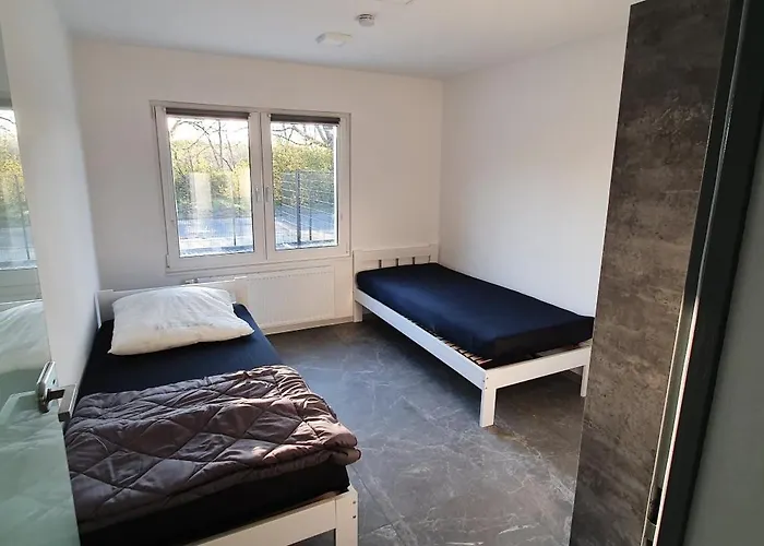 Haus Mit 8 Schlafzimmer, 30 Minuten Berlin Centrum *