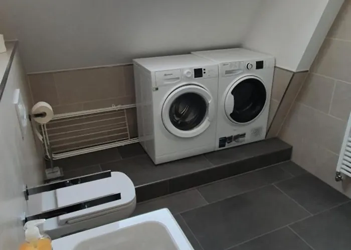 Haus Mit 8 Schlafzimmer, 30 Minuten Berlin Centrum هوين نويندورف