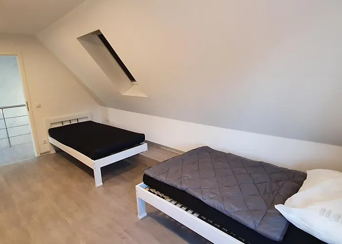 Haus Mit 8 Schlafzimmer, 30 Minuten Berlin Centrum هوين نويندورف